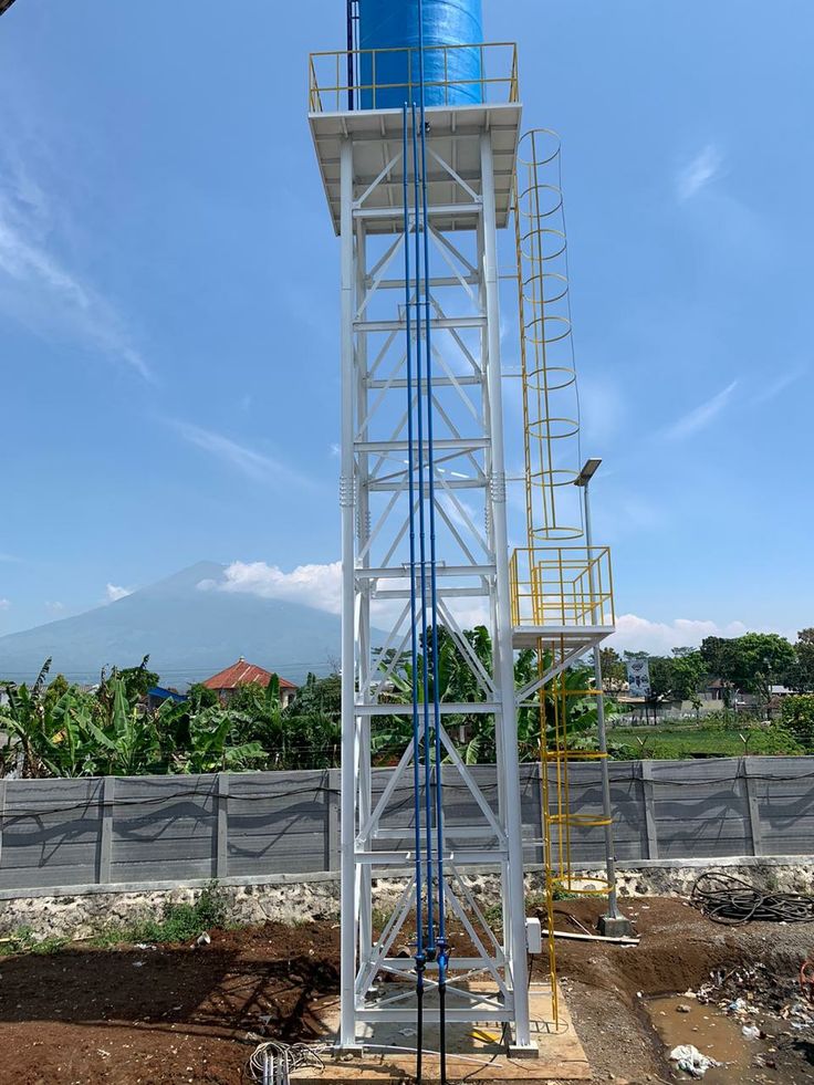STEEL TOWER
